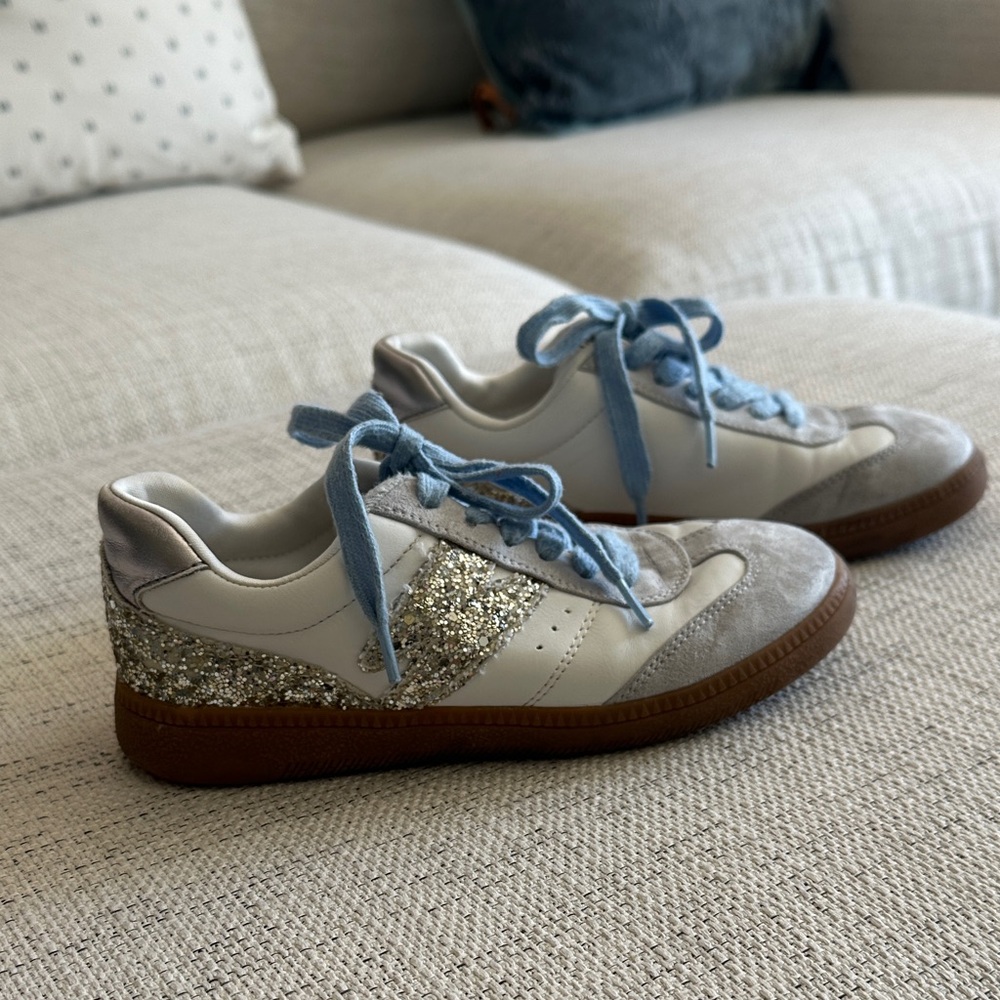 Steve Madden Kids Sneakers with Glitter and Blue Accents